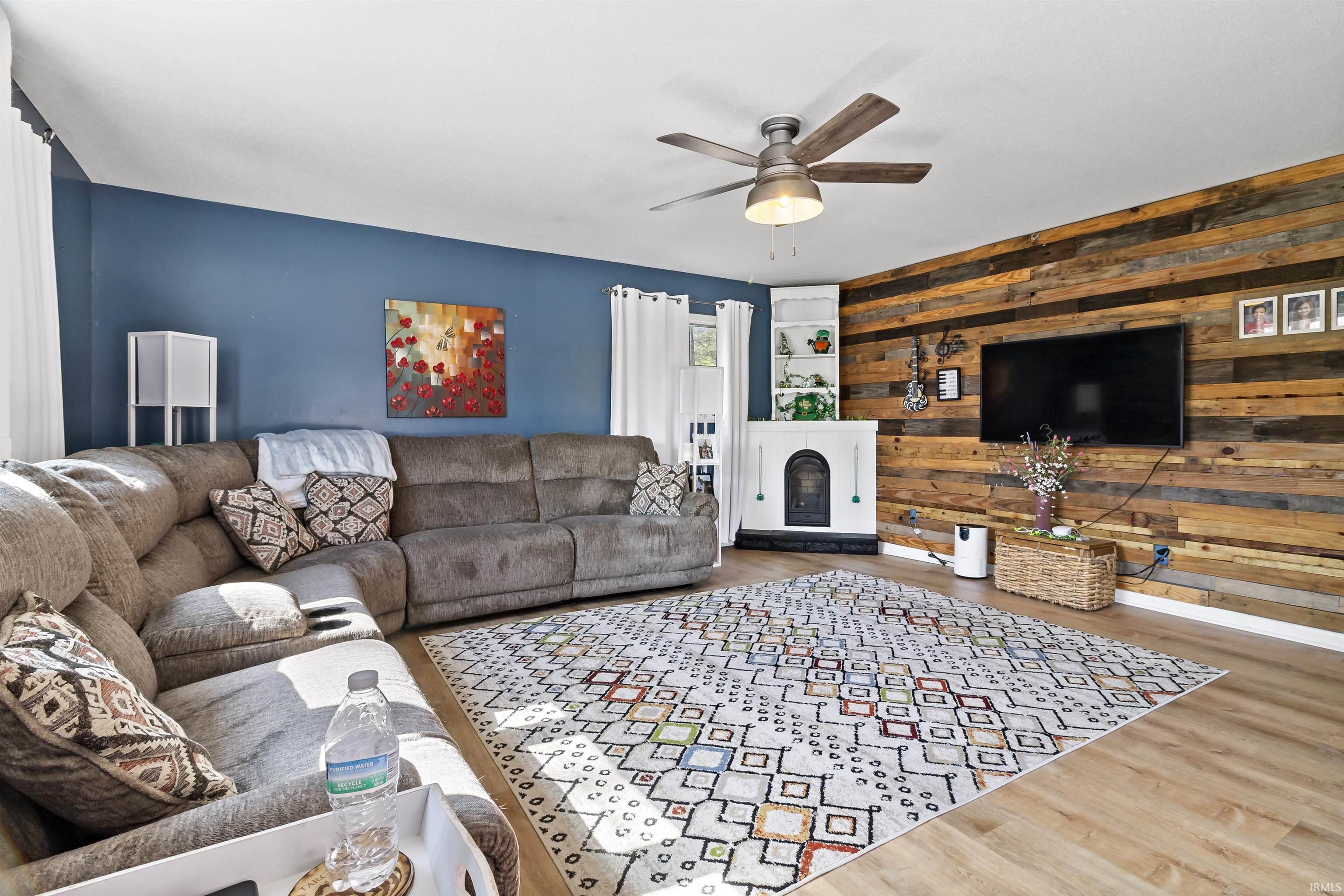 1715 East Bocock Road Marion, IN 46952 - Photo 3 of 25 Gallery Image 3