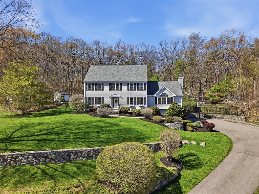 12 Riffles Lane Hudson, MA 01749 - Photo 1 of 39