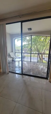 $150,000 | 3760 Inverrary Drive, Unit 3N, Lauderhill, FL 33319