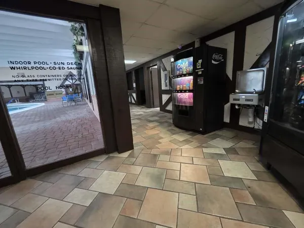 $150,000 | 3760 Inverrary Drive, Unit 3N, Lauderhill, FL 33319