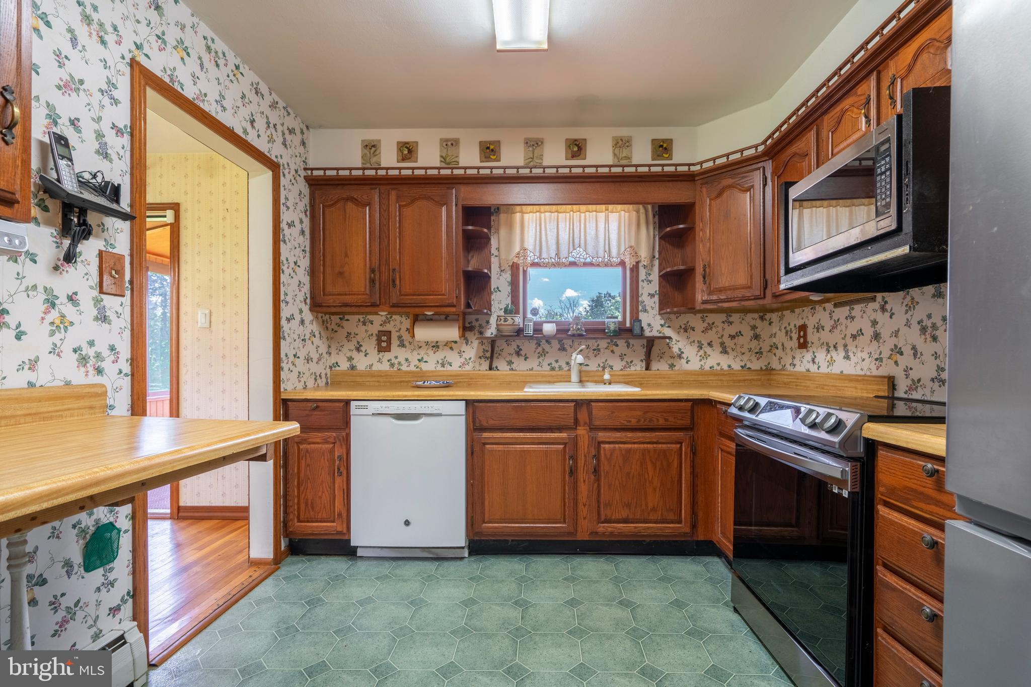 3211 Hillegass Road Pennsburg, PA 18073 - Photo 11 of 40