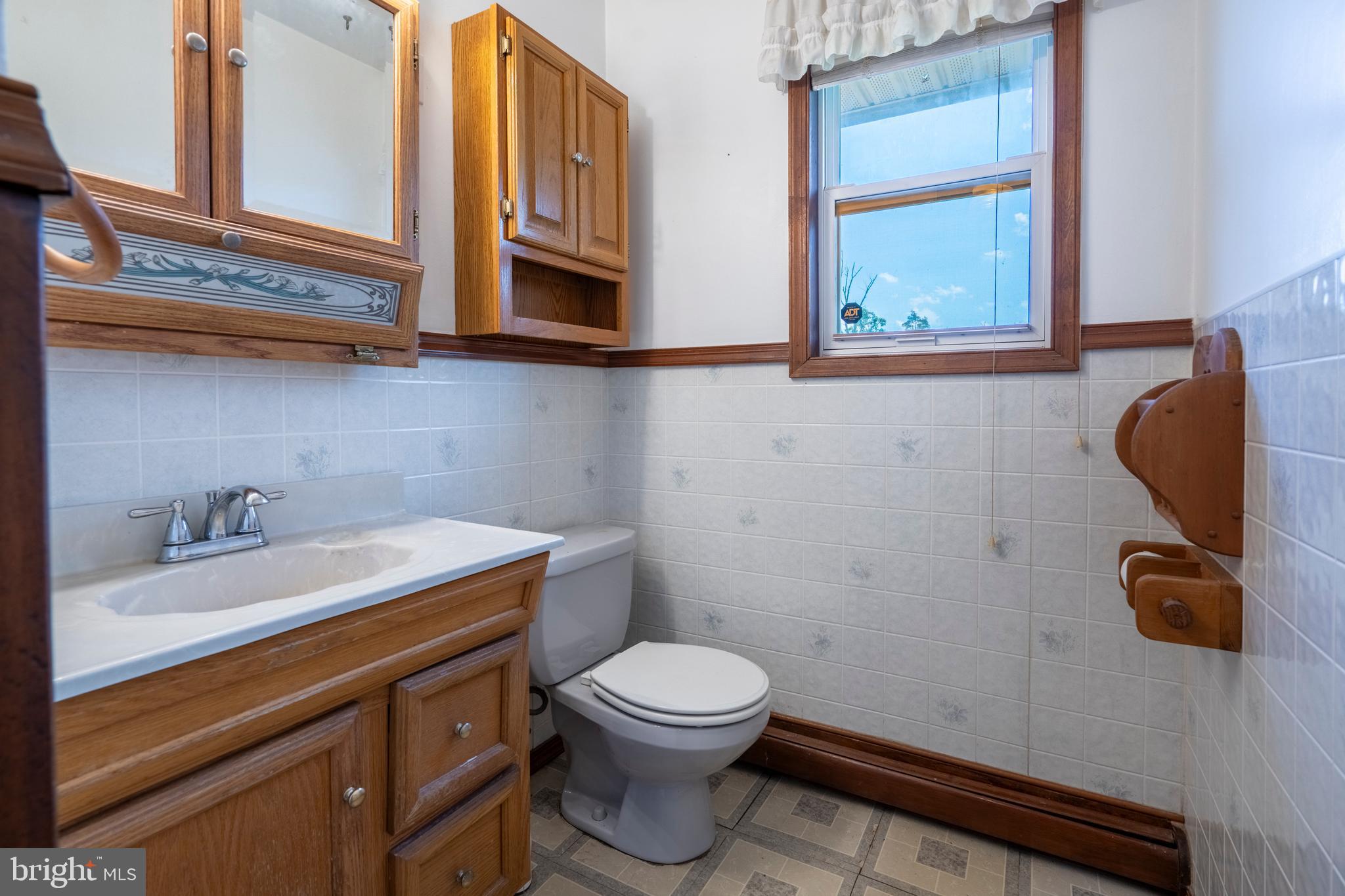 3211 Hillegass Road Pennsburg, PA 18073 - Photo 14 of 40