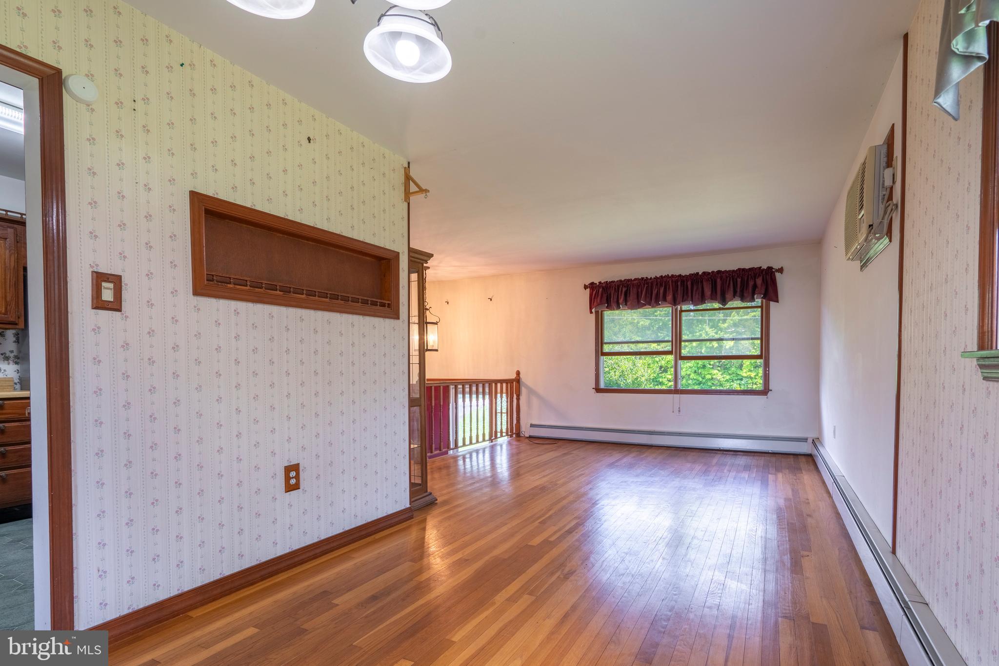 3211 Hillegass Road Pennsburg, PA 18073 - Photo 6 of 40