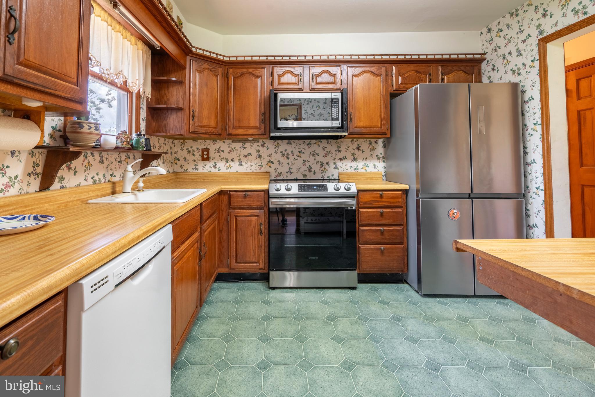 3211 Hillegass Road Pennsburg, PA 18073 - Photo 10 of 40