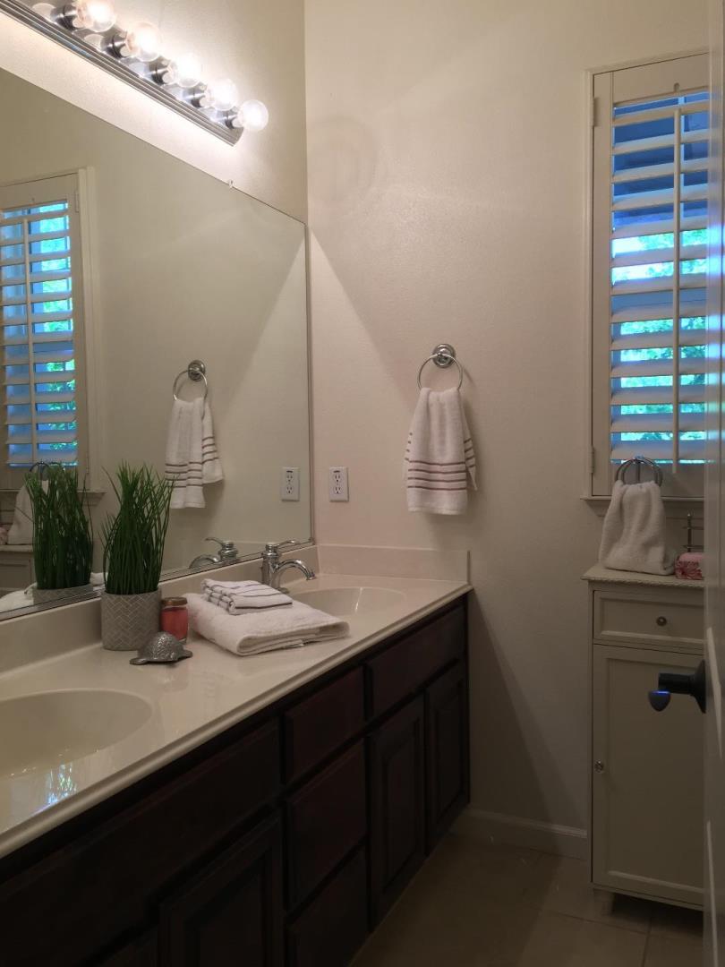 7512 Strath Place Gilroy, CA 95020 - Photo 17 of 33 Gallery Image 17