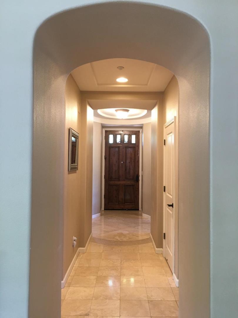 7512 Strath Place Gilroy, CA 95020 - Photo 9 of 33 Gallery Image 9