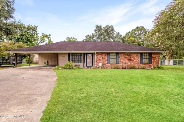 $215,000 | 2434 Herbert Drive, Opelousas, LA 70570