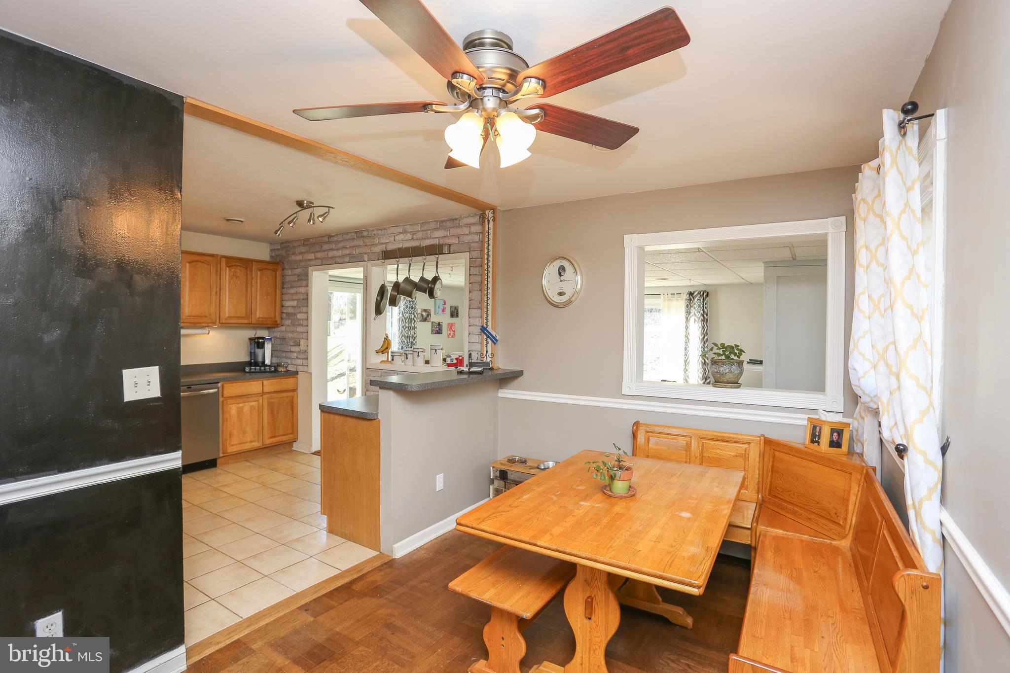 5911 Oakland Road Halethorpe, MD 21227 - Photo 27 of 38 Dining room
