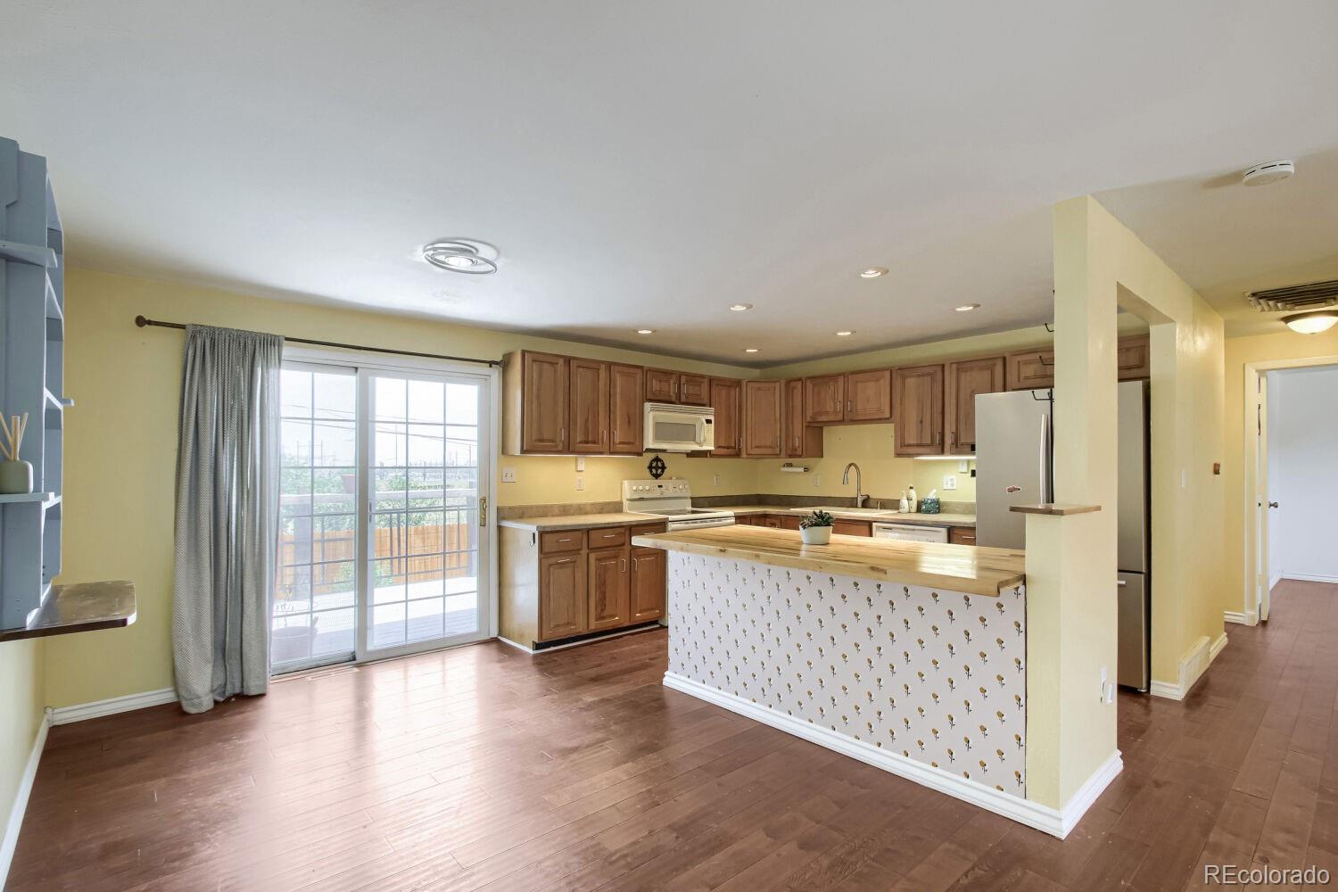 5160 Simms Place Wheat Ridge, CO 80033 - Photo 4 of 28