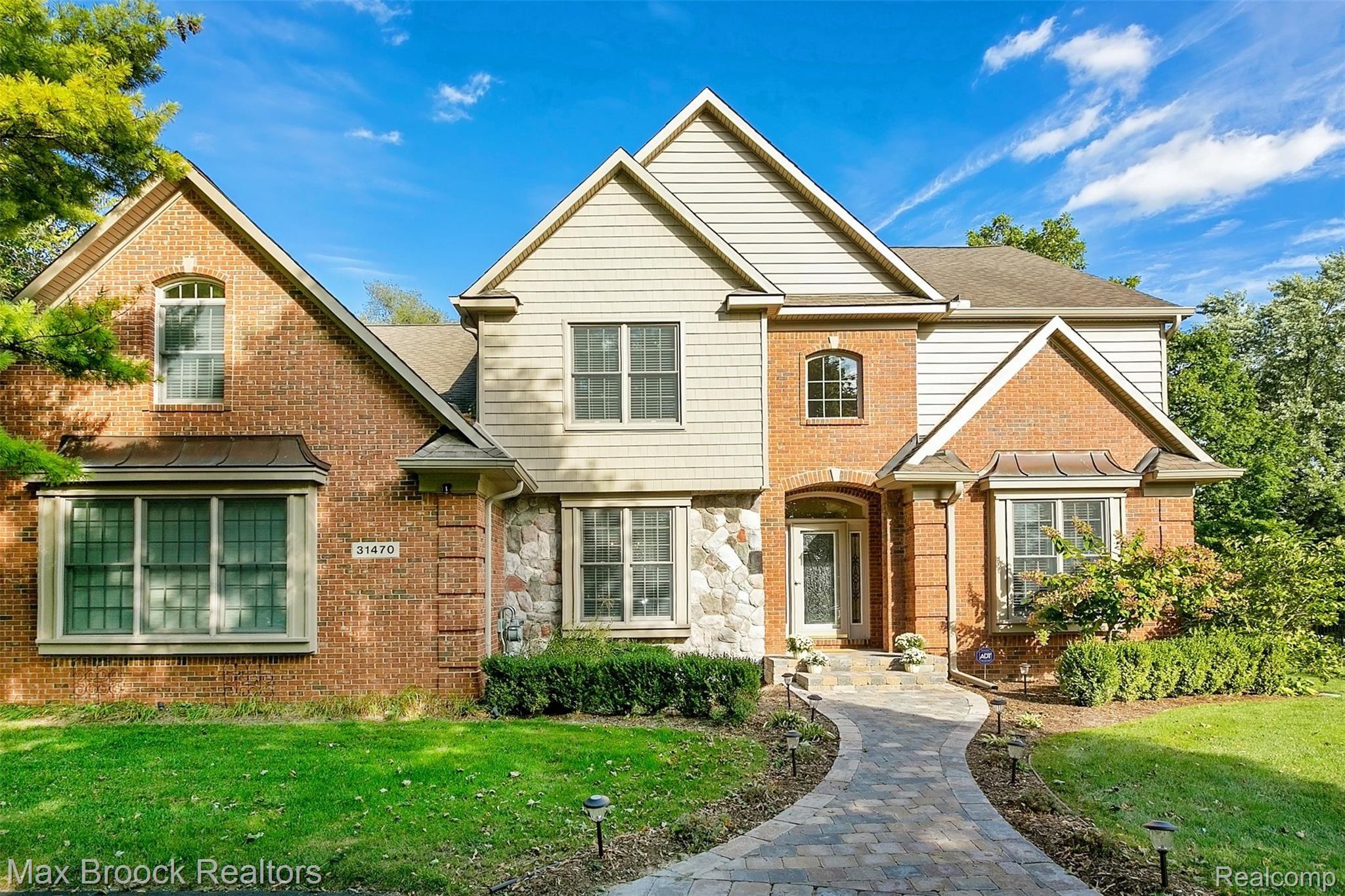 31470 Evergreen Road Franklin, MI 48025 - Photo 2 of 40 Evergreen-2.jpg