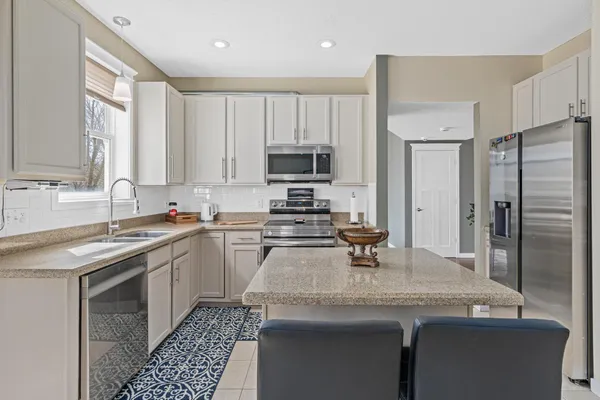 $549,900 | 9260 Olive Lane North, Maple Grove, MN 55311