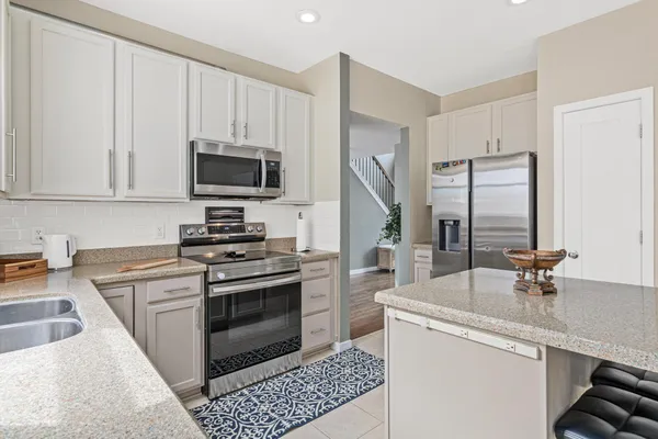 $549,900 | 9260 Olive Lane North, Maple Grove, MN 55311