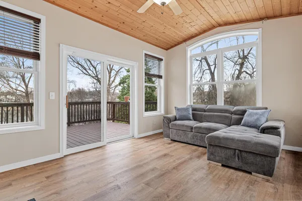 $549,900 | 9260 Olive Lane North, Maple Grove, MN 55311
