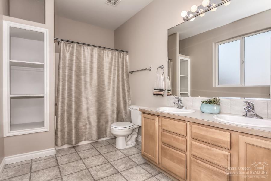 3072 Yellow Ribbon Drive Bend, OR 97701 - Photo 15 of 25 Additional Photo