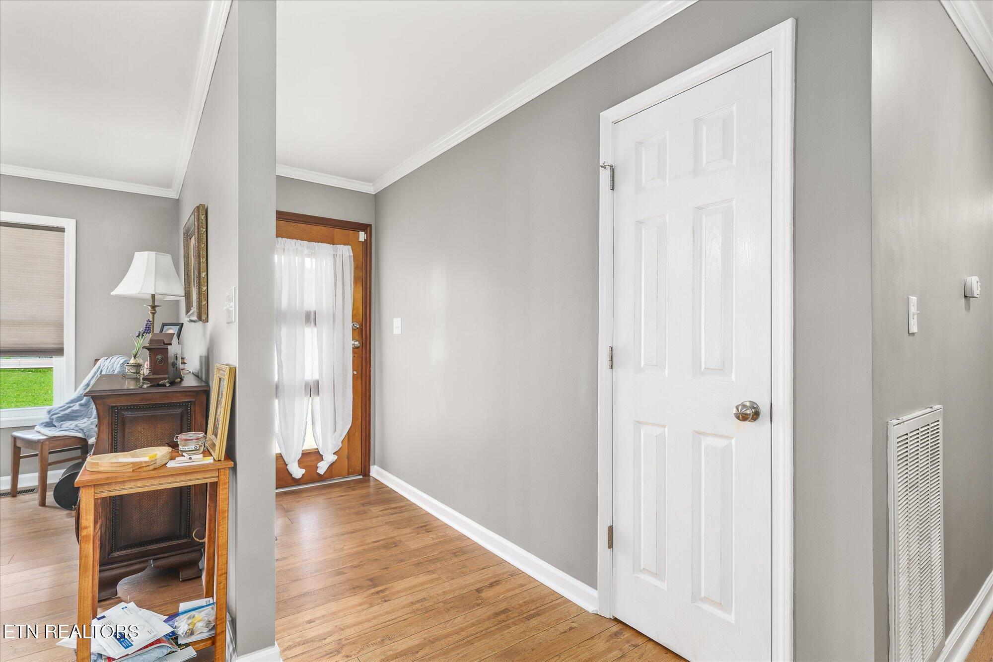 3710 Lantana Road Crossville, TN 38572 - Photo 3 of 36 Foyer