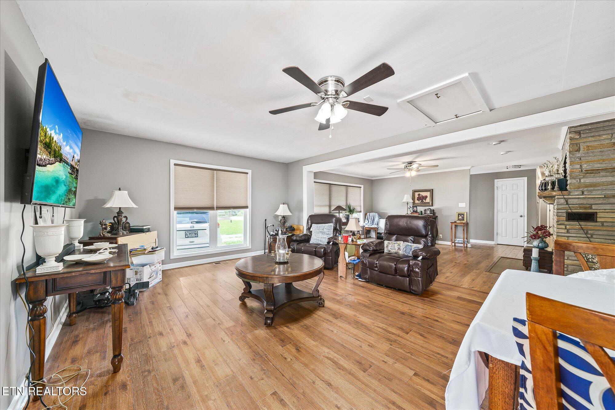 3710 Lantana Road Crossville, TN 38572 - Photo 6 of 36 Family Room