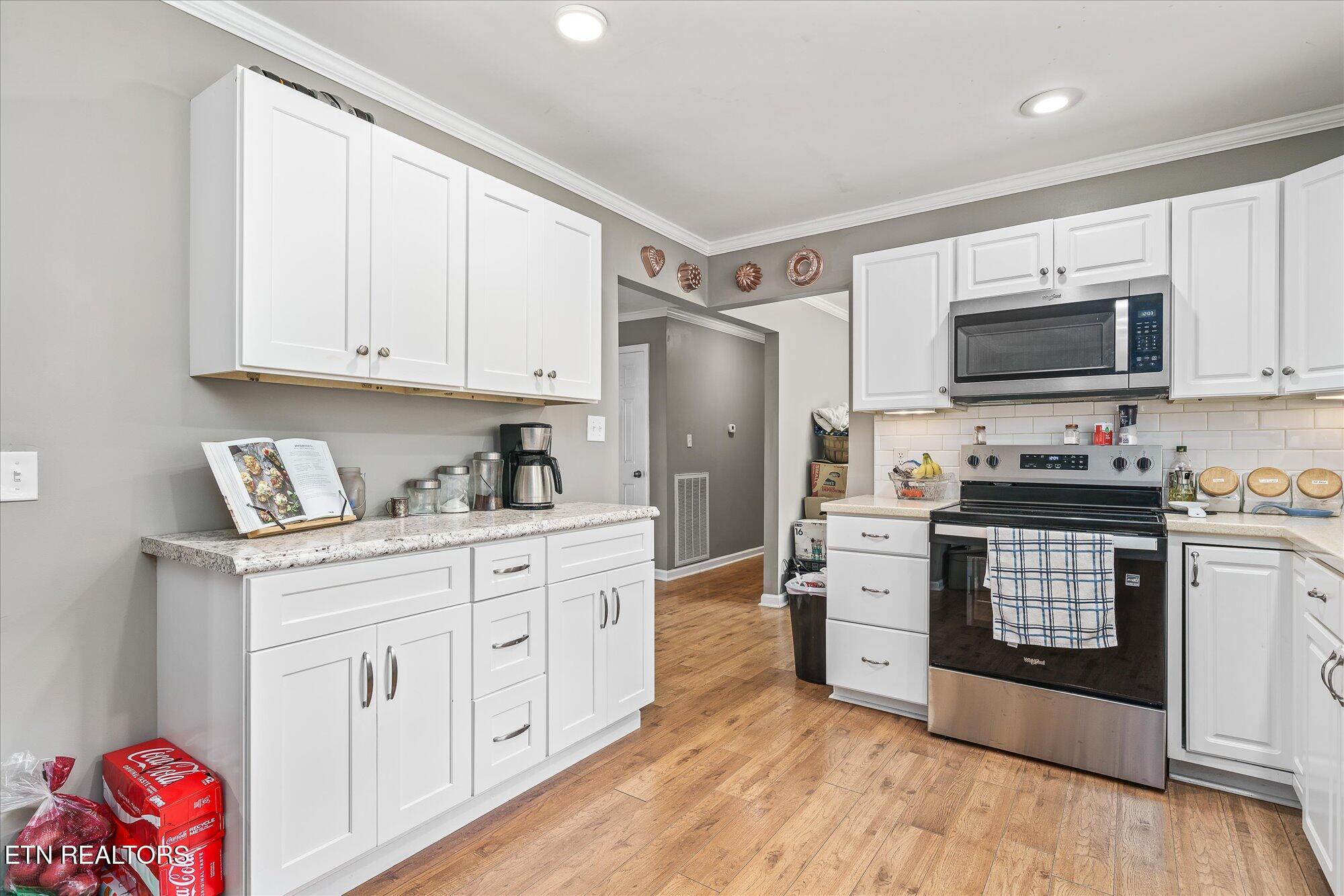 3710 Lantana Road Crossville, TN 38572 - Photo 10 of 36 Kitchen