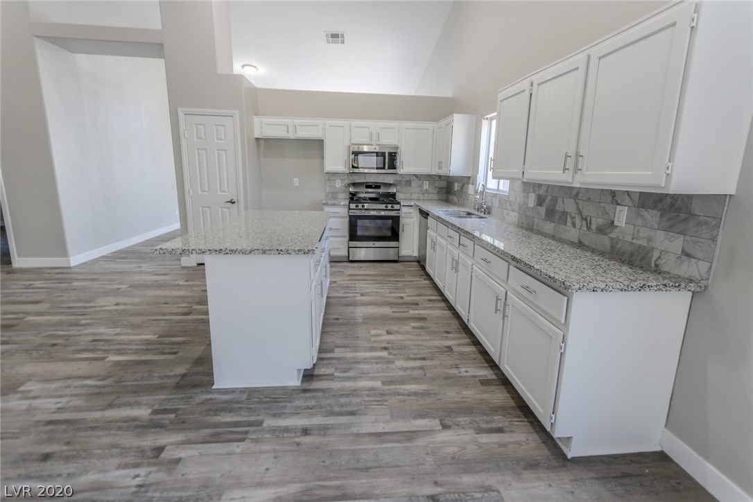 108 Ringlore Road Henderson, NV 89015 - Photo 8 of 29 Gallery Image 8
