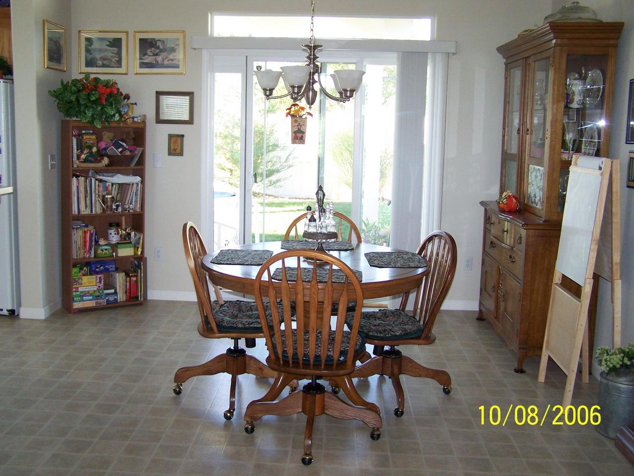 2354 Suzette Avenue Redding, CA 96002 - Photo 5 of 14 a dining room with furniture and window