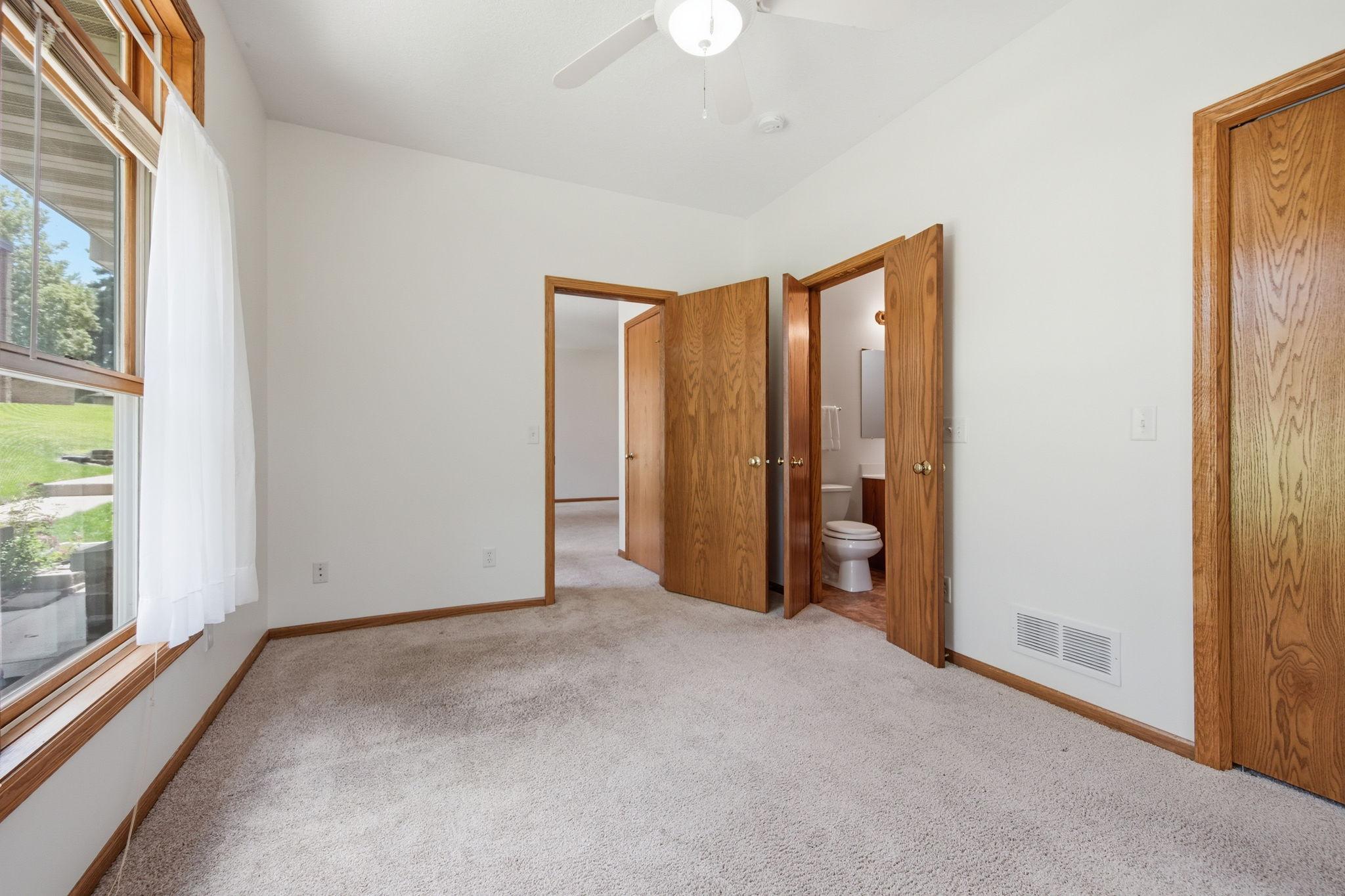 797 Parkside Lane Columbia Heights, MN 55421 - Photo 20 of 37