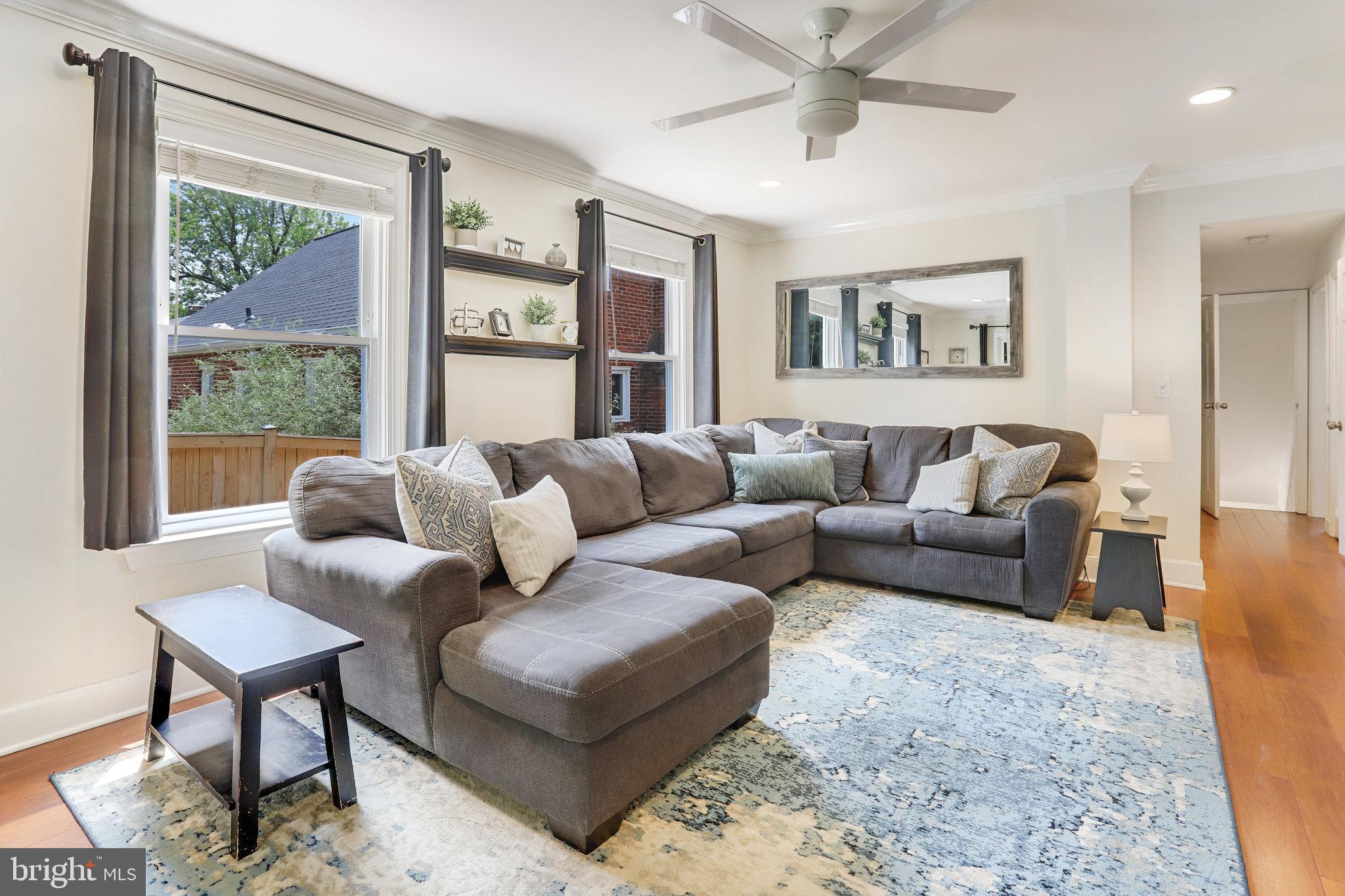 2825 West George Mason Road Falls Church, VA 22042 - Photo 11 of 47 Private Family Room