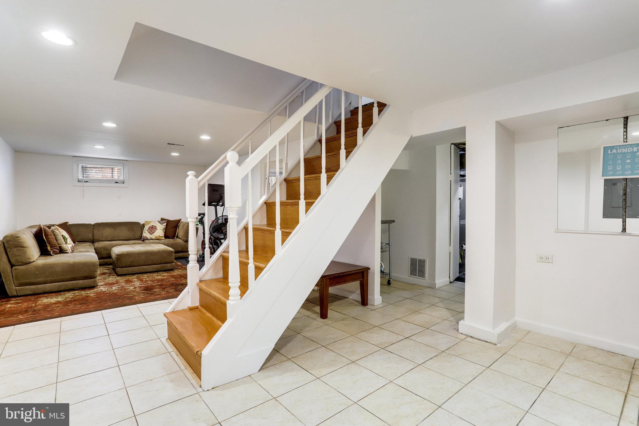 2825 West George Mason Road Falls Church, VA 22042 - Photo 32 of 47 Gallery Image 32