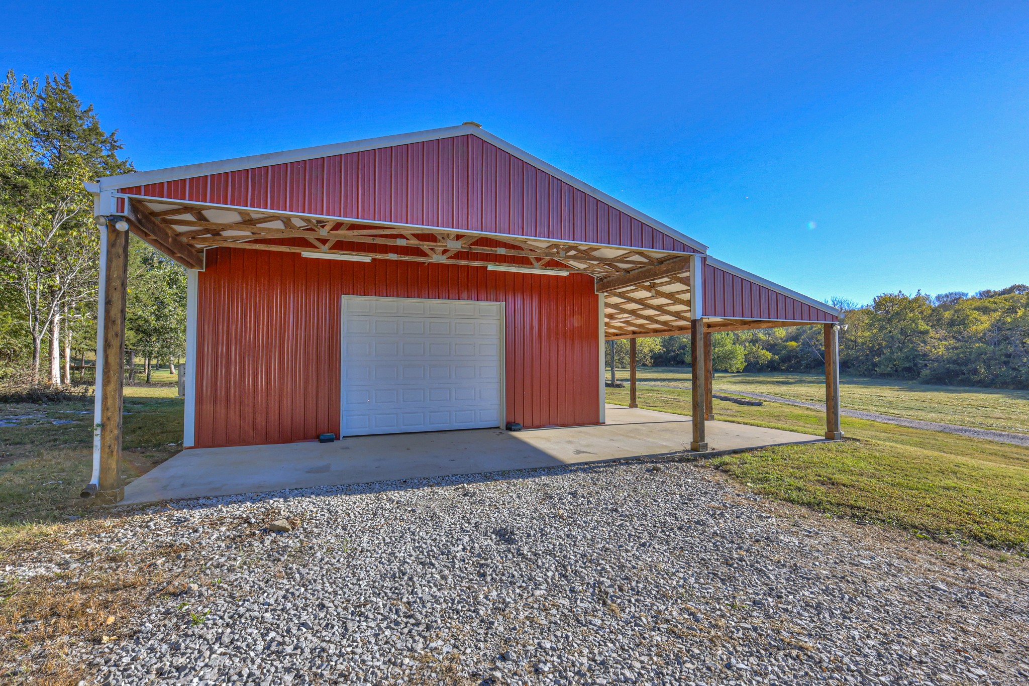 1380 Haley Road Watertown, TN 37184 - Photo 55 of 95 a front view of a house with garden