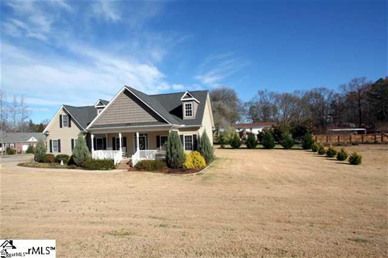 101 Old Locust Hill Road Taylors, SC 29687 - Photo 3 of 25 Gallery Image 3