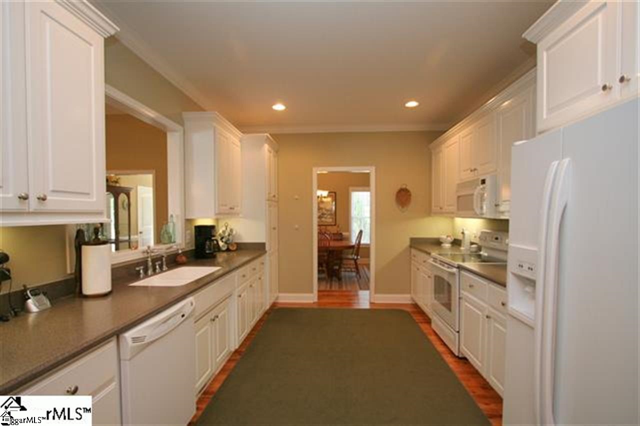 101 Old Locust Hill Road Taylors, SC 29687 - Photo 7 of 25 Gallery Image 7