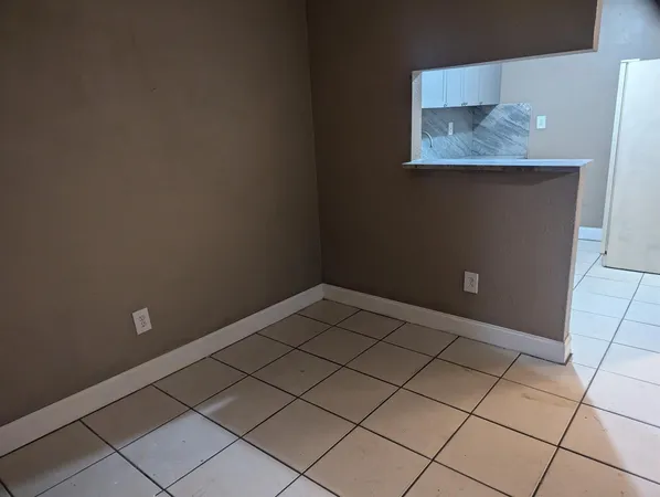 $1,600 | 2670 Northwest 10th Street, Unit 6, Pompano Beach, FL 33069