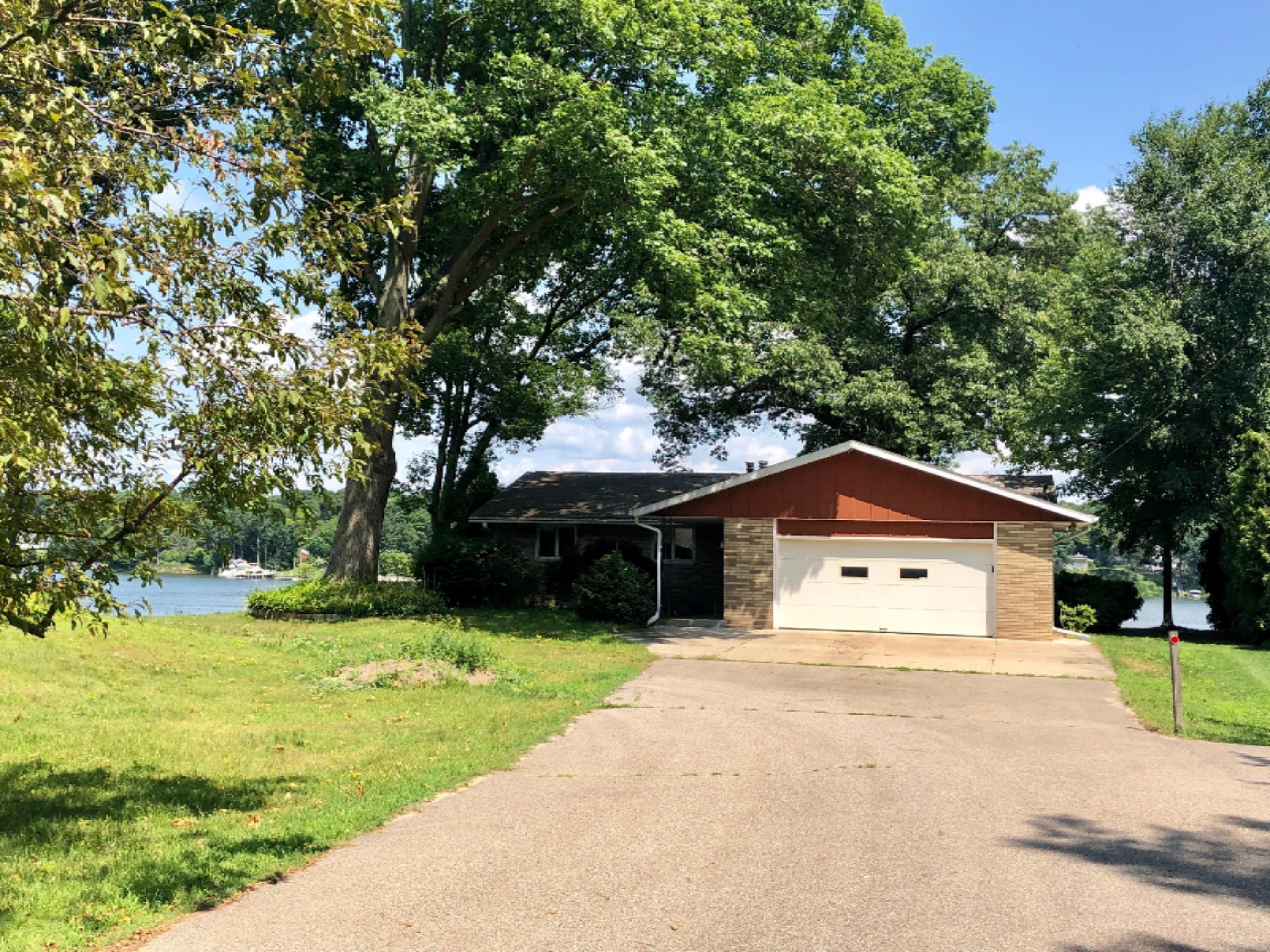 17868 West Spring Lake Road Spring Lake, MI 49456 - Photo 1 of 1 IMG_2377