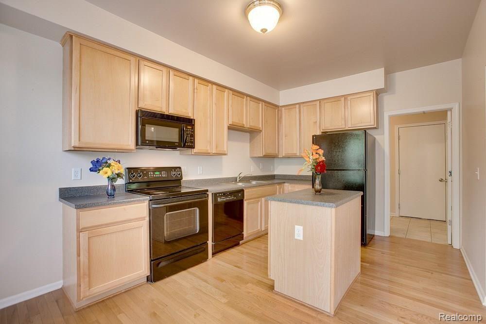 41540 Mitchell Road Novi, MI 48377 - Photo 8 of 18