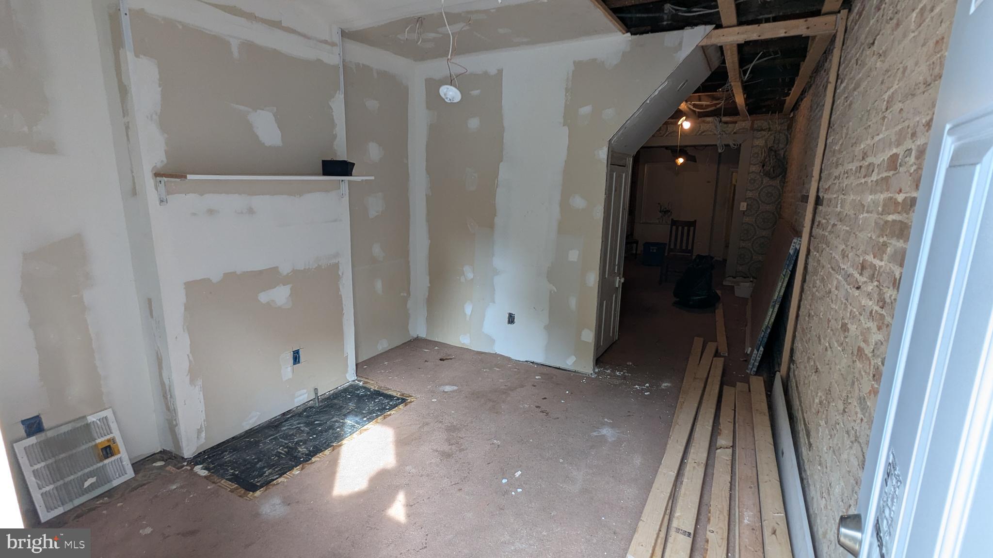 1439 Washington Boulevard Baltimore, MD 21230 - Photo 2 of 28