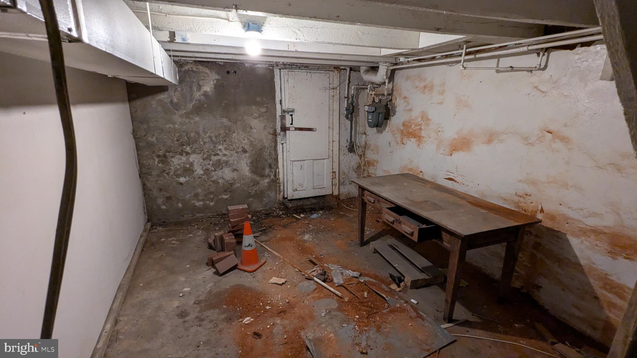 1439 Washington Boulevard Baltimore, MD 21230 - Photo 24 of 28