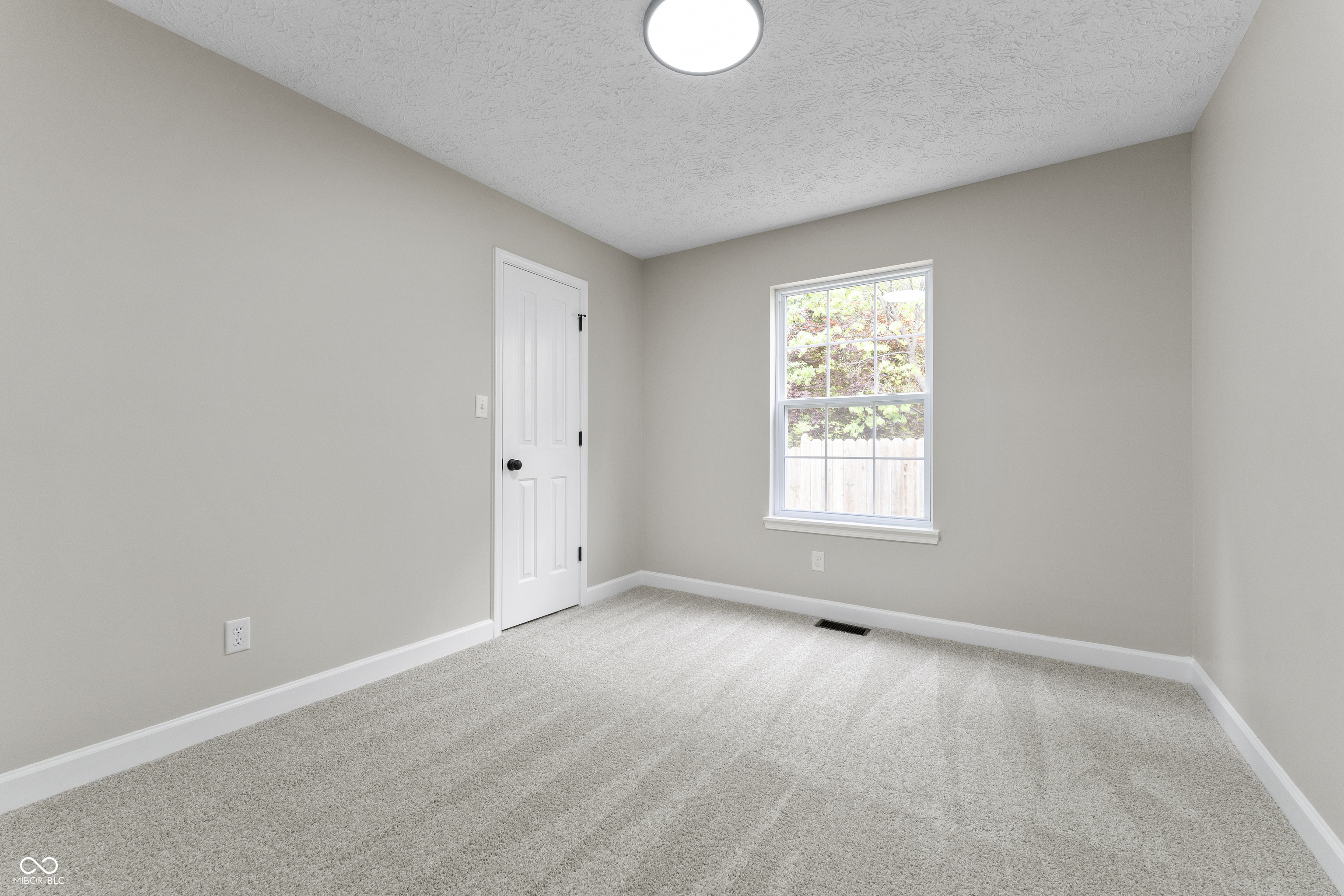 11448 Wilderness Trail Fishers, IN 46038 - Photo 23 of 44
