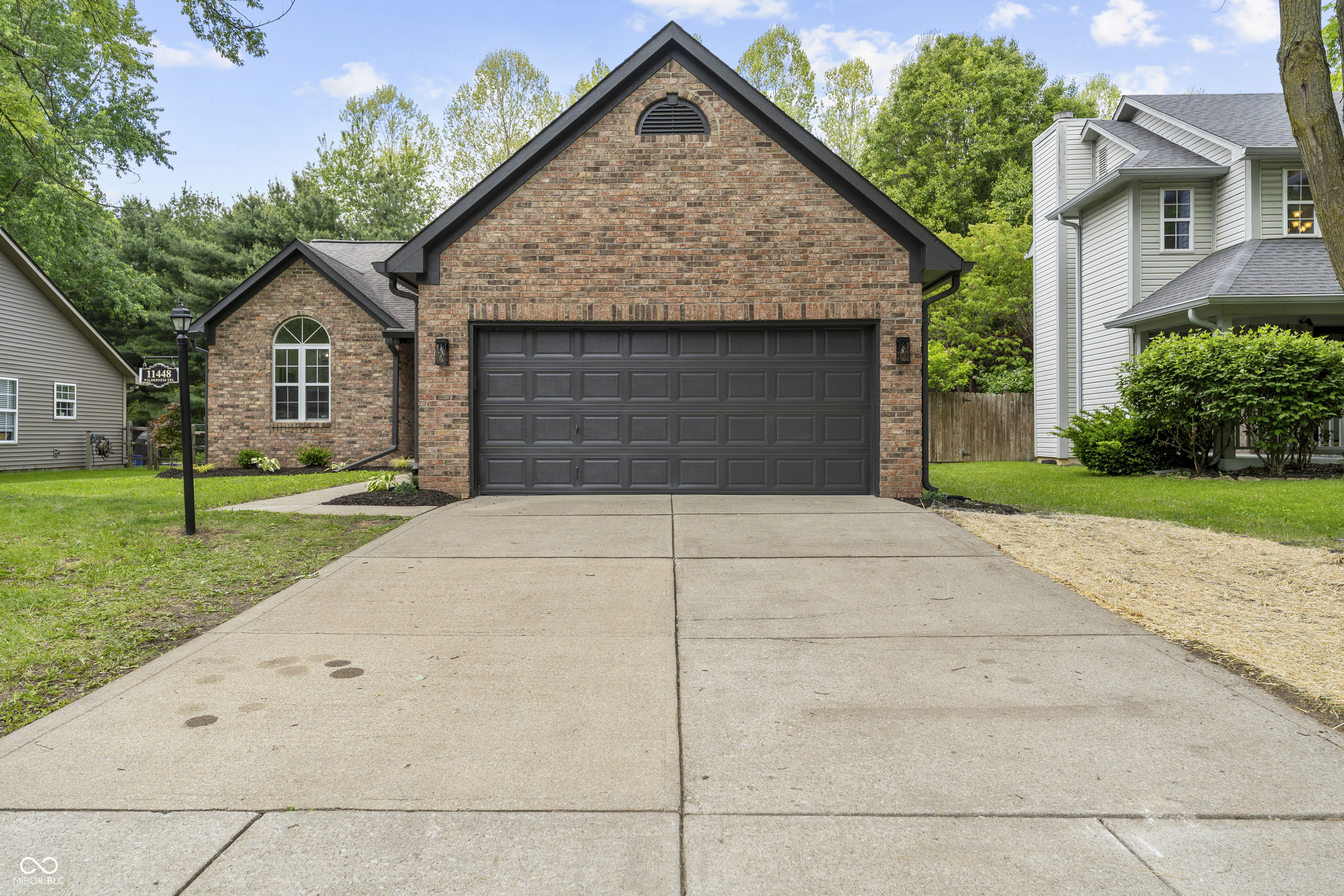 11448 Wilderness Trail Fishers, IN 46038 - Photo 3 of 44