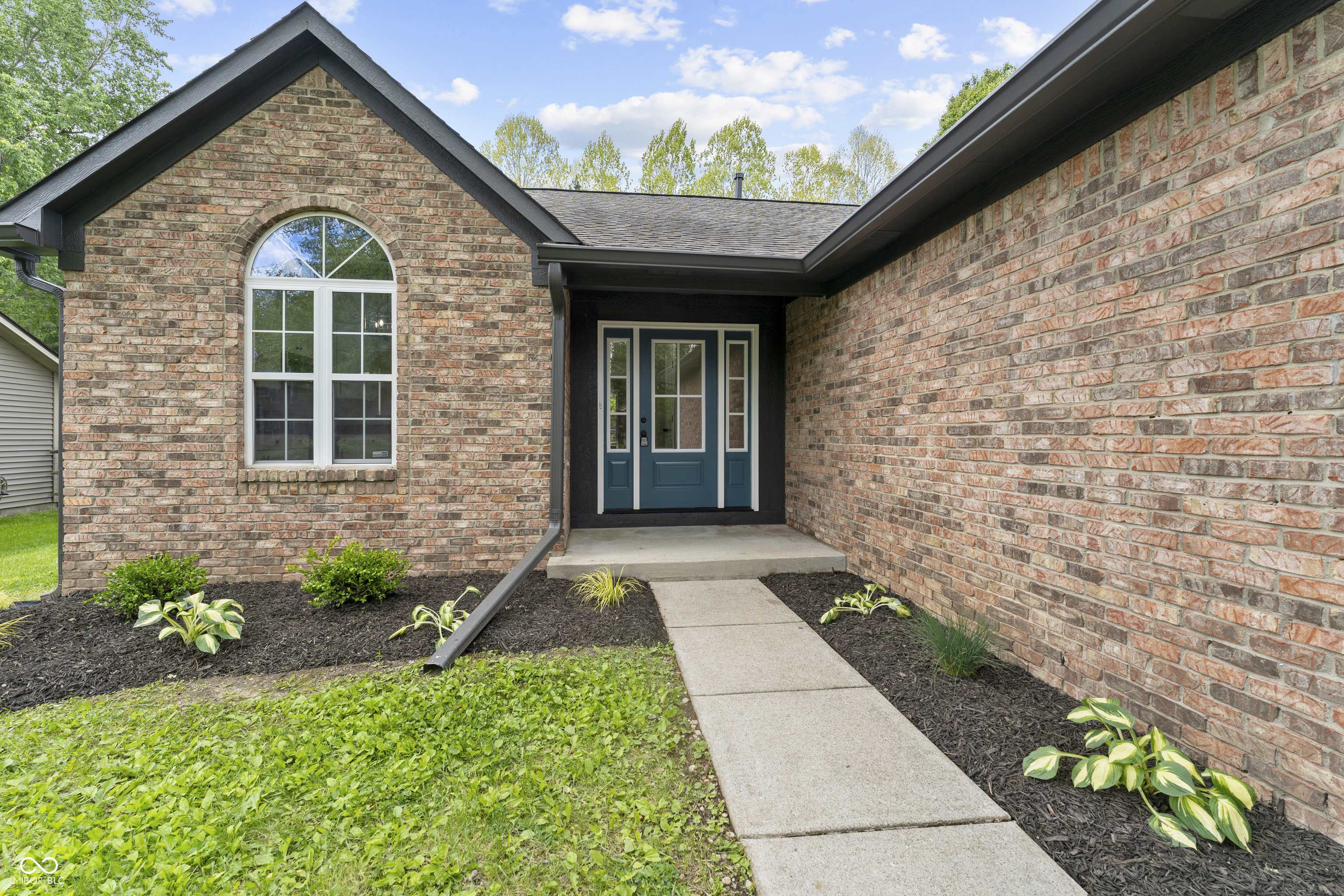 11448 Wilderness Trail Fishers, IN 46038 - Photo 5 of 44