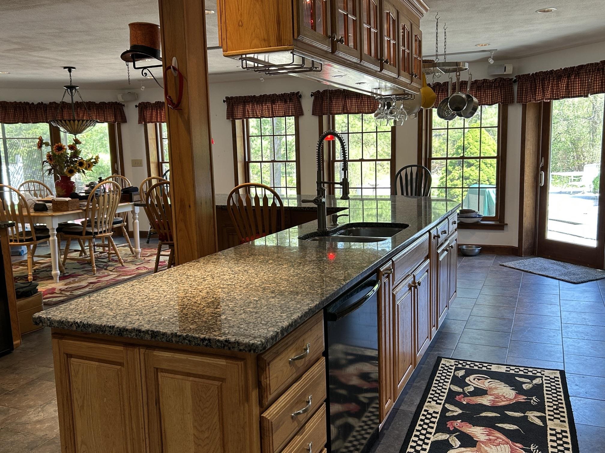 9 Oak Ridge Road Kensington, NH 03833 - Photo 15 of 60