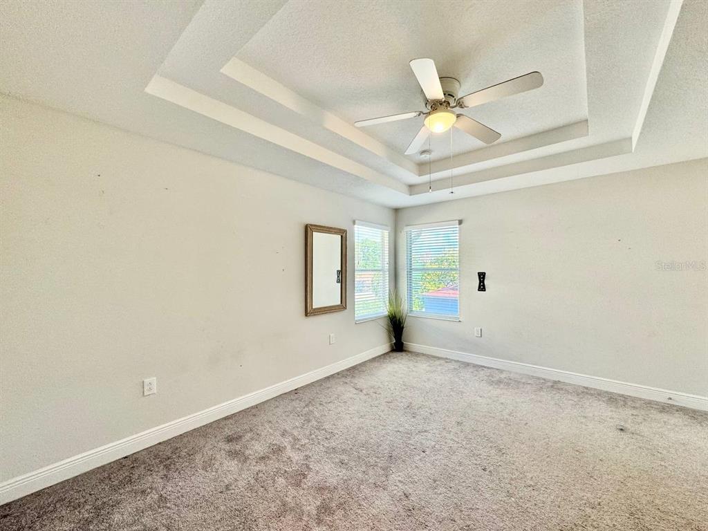 2951 West Cherry Street Tampa, FL 33607 - Photo 15 of 25 a view of an empty room with a window
