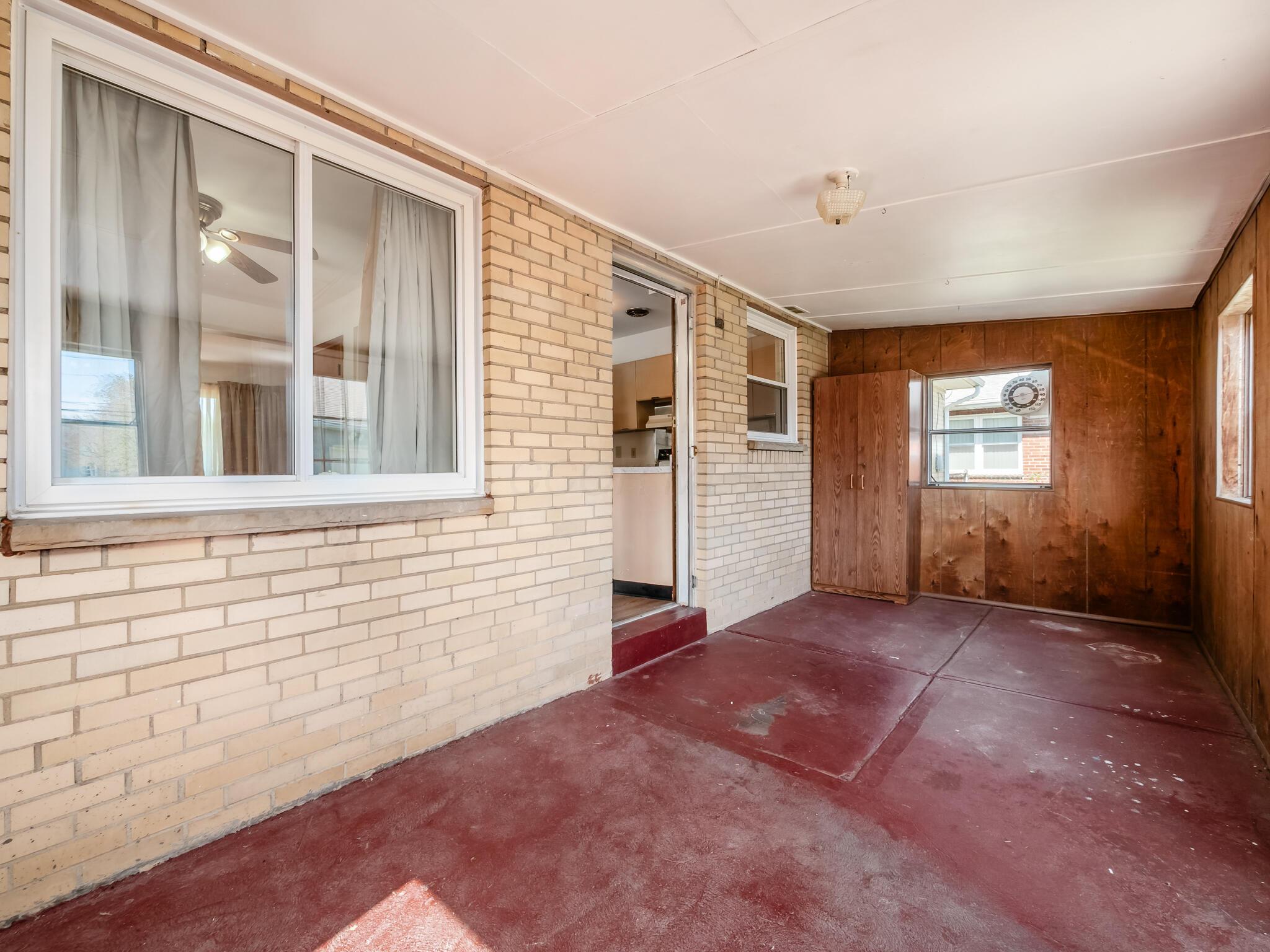 796 Demorest Road Columbus, OH 43204 - Photo 21 of 25 Enclosed Patio Space