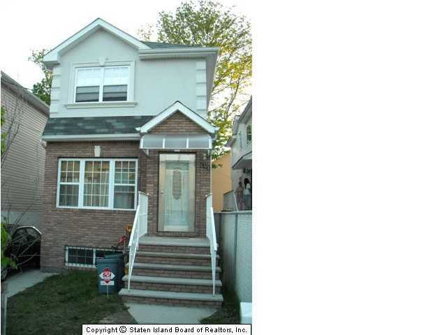 320 Harbor Road Staten Island, NY 10303 - Photo 1 of 8 Primary Photo
