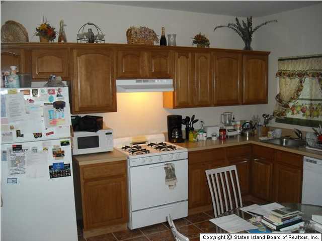 320 Harbor Road Staten Island, NY 10303 - Photo 3 of 8 Additional Photo