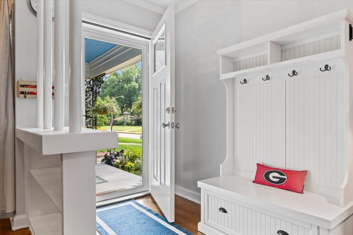 1072 West Perkins Road Memphis, TN 38117 - Photo 5 of 33