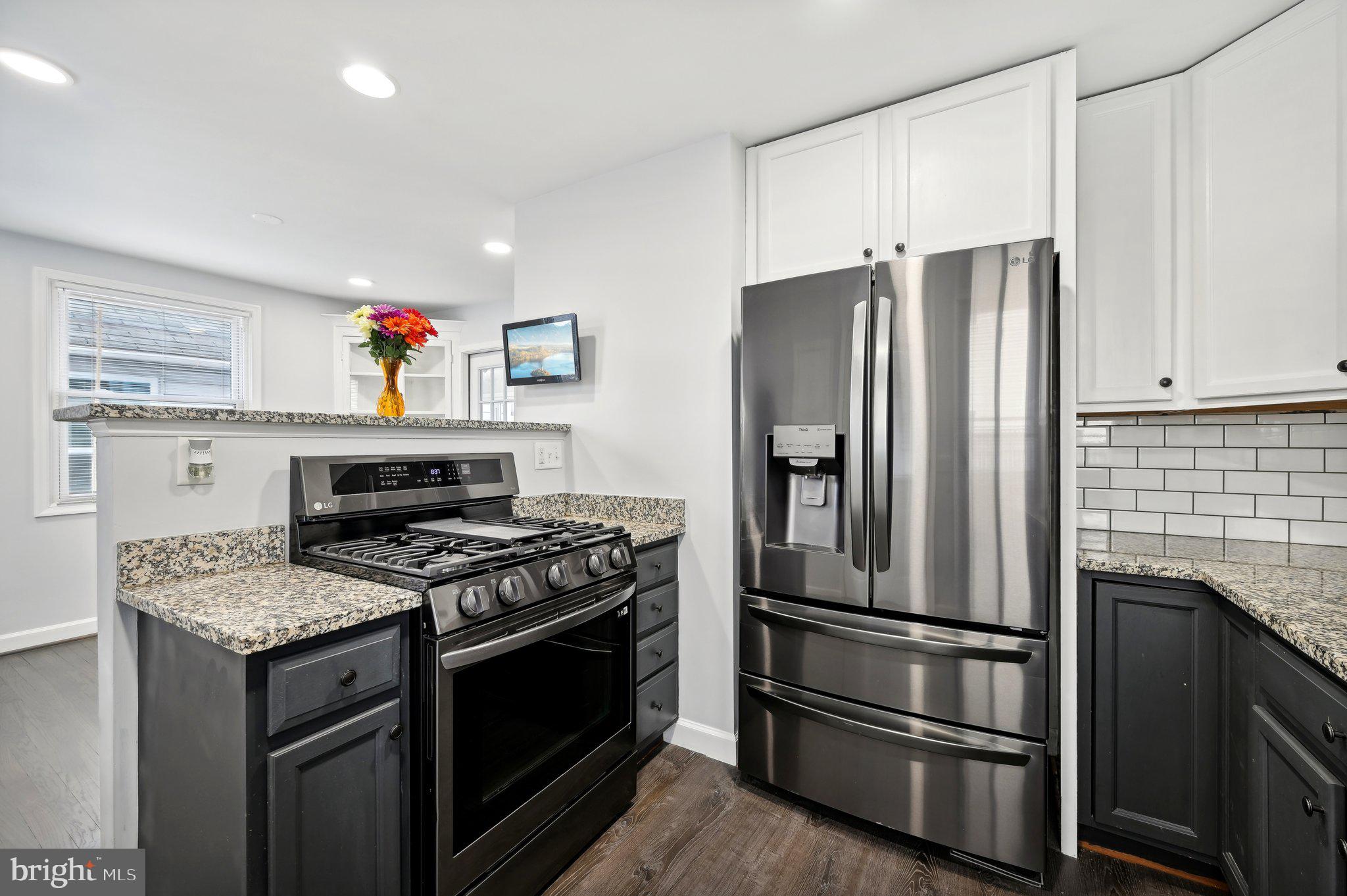 8136 Cornwall Road Dundalk, MD 21222 - Photo 13 of 39