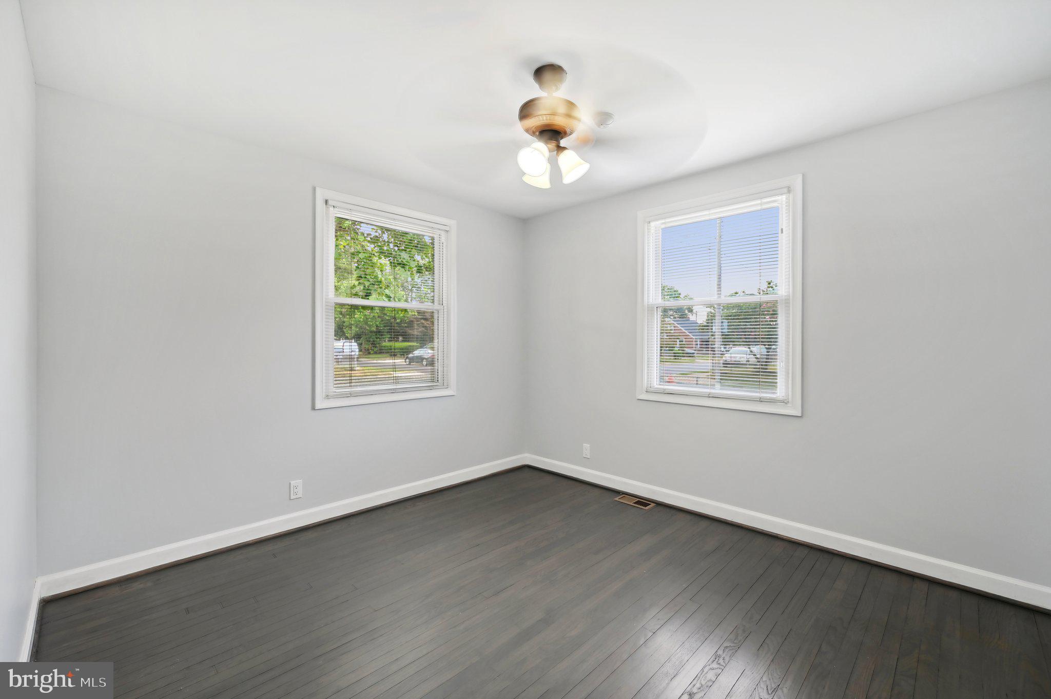8136 Cornwall Road Dundalk, MD 21222 - Photo 21 of 39