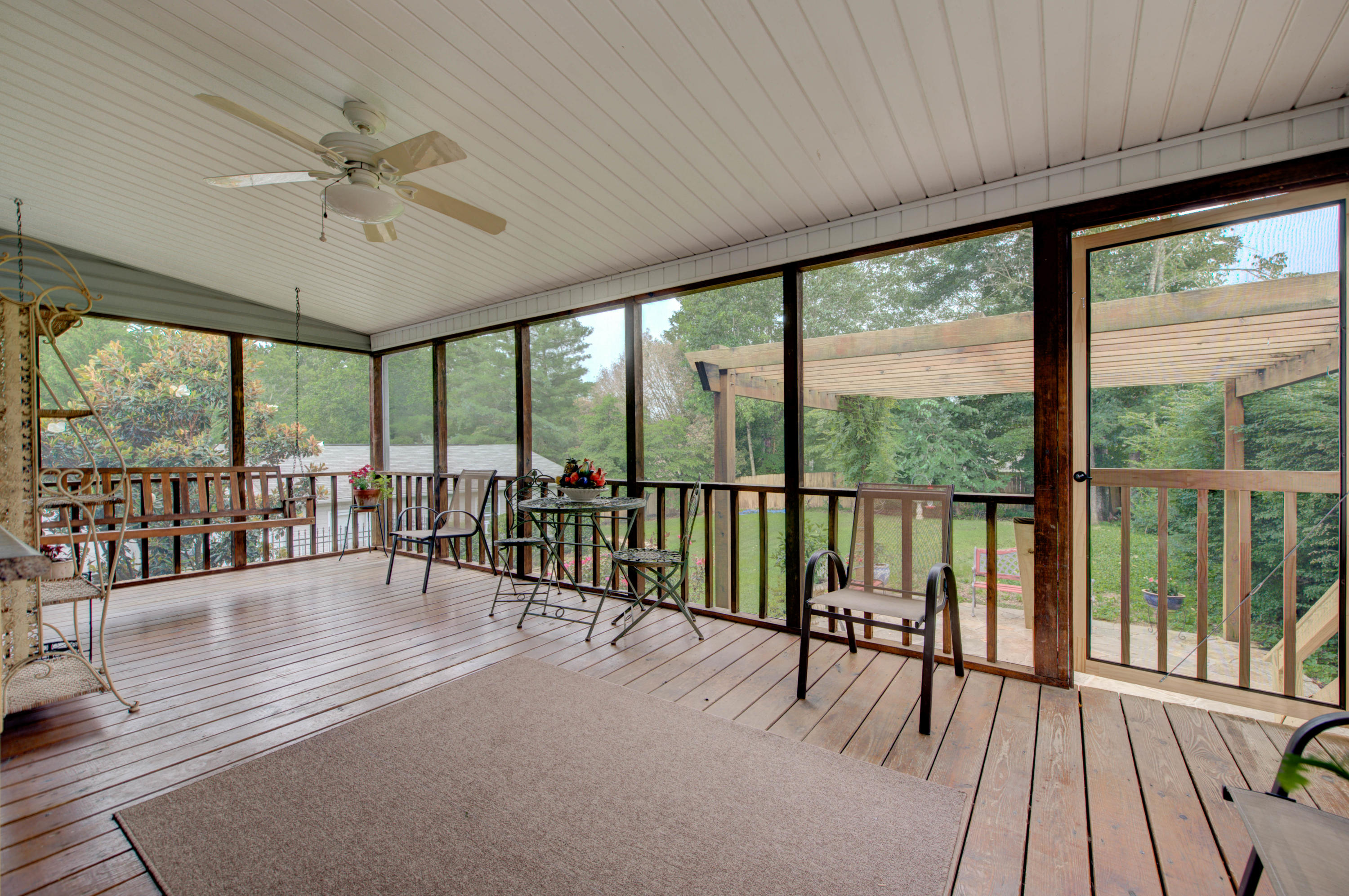 102 Carson Lane Oak Ridge, TN 37830 - Photo 19 of 36 Screened in back porch