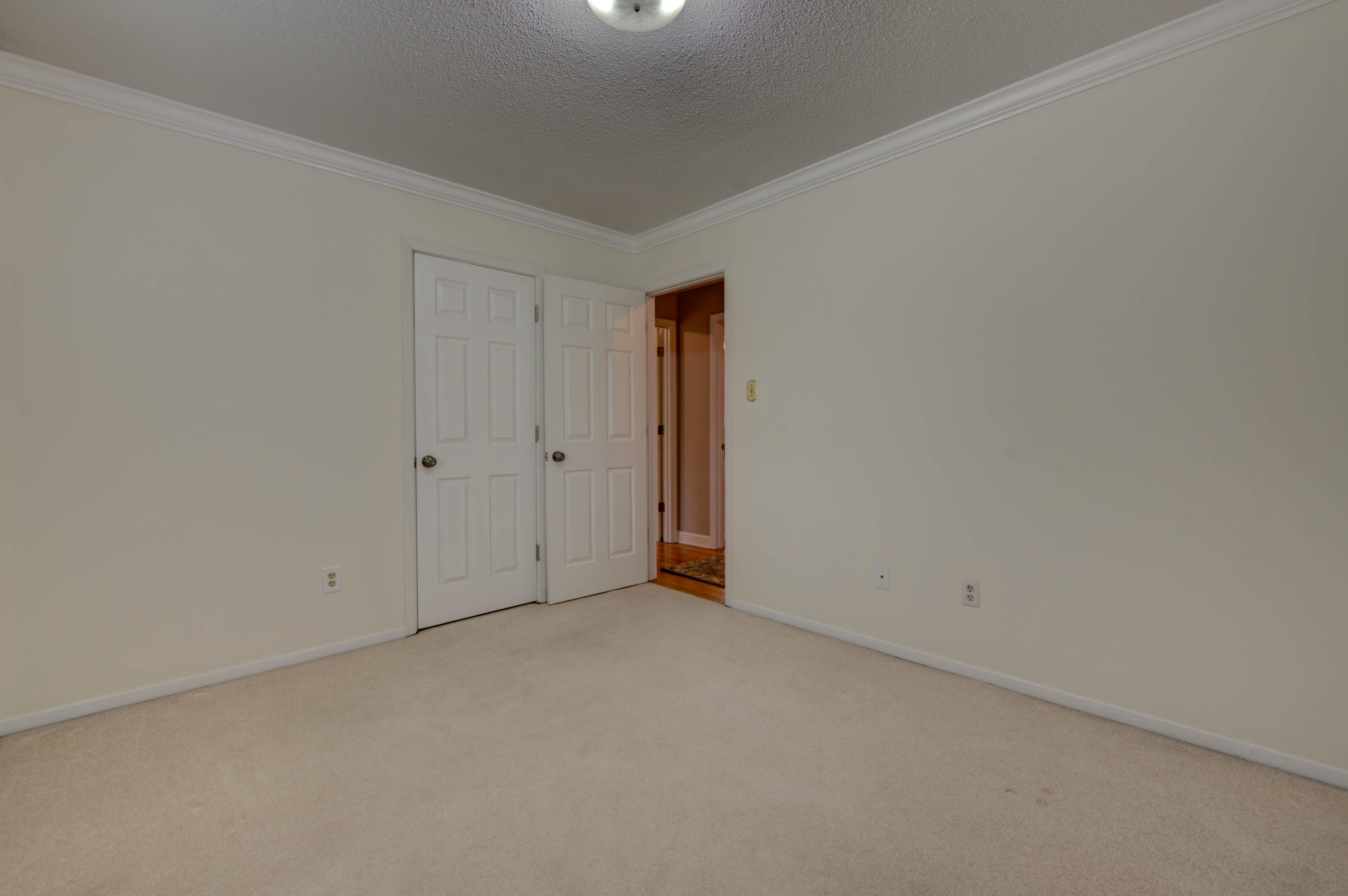 102 Carson Lane Oak Ridge, TN 37830 - Photo 31 of 36 Bedroom 3