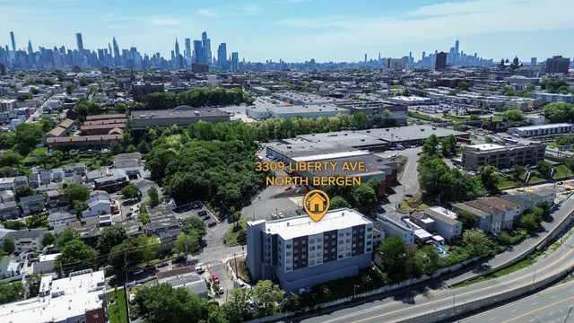$2,500 | 3309 Liberty Avenue, Unit 405, North Bergen, NJ 07047