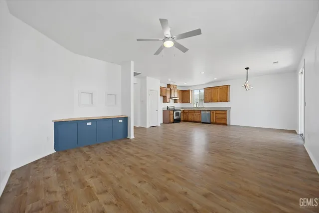 $414,000 | Undisclosed Address, Bakersfield, CA 93312