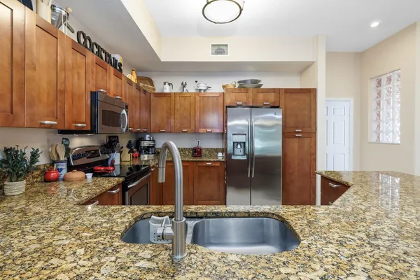 $329,000 | 55 Southeast Palermo, Unit 105, Stuart, FL 34994